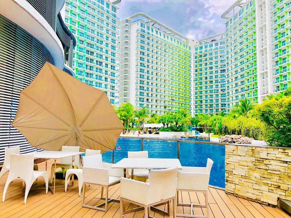 Azure C2 Balcony Wifi Near Mall Airport Multiple Units Paranaque City Екстер'єр фото