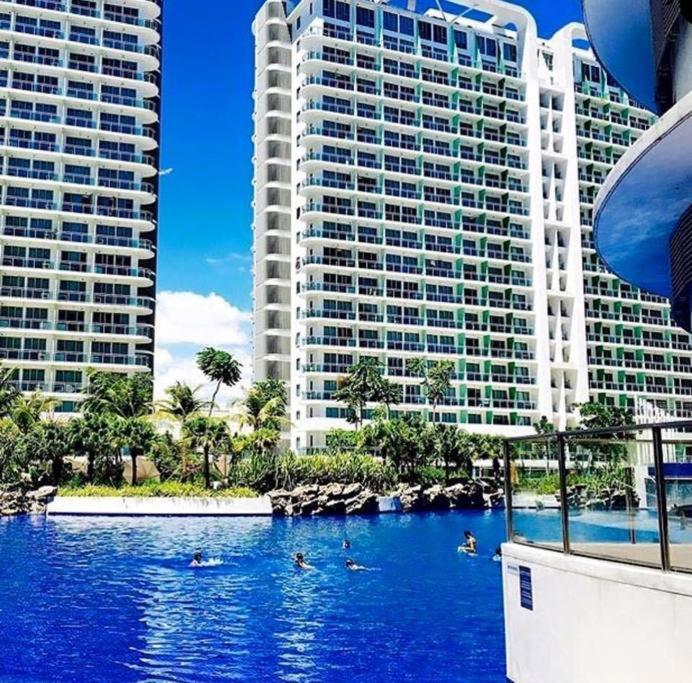 Azure C2 Balcony Wifi Near Mall Airport Multiple Units Paranaque City Екстер'єр фото