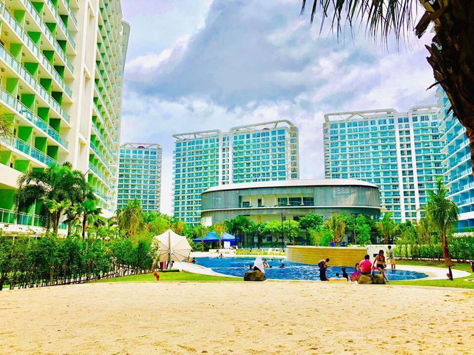 Azure C2 Balcony Wifi Near Mall Airport Multiple Units Paranaque City Екстер'єр фото