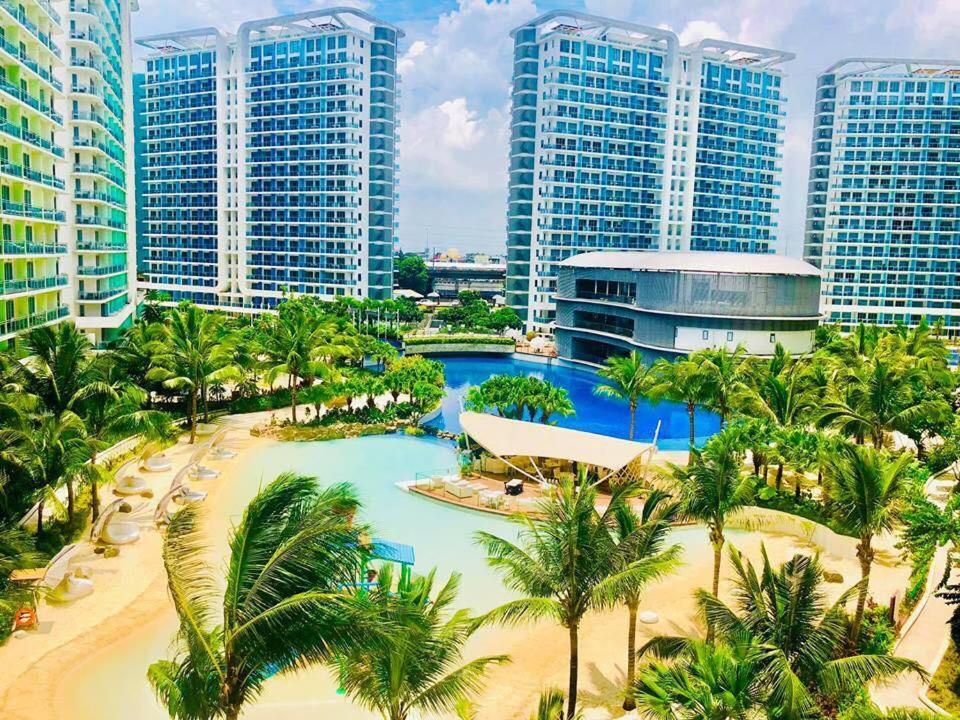 Azure C2 Balcony Wifi Near Mall Airport Multiple Units Paranaque City Екстер'єр фото